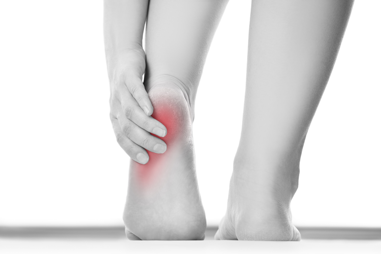 Treating Chronic Heel Pain at Compleet Feet - Compleet Feet